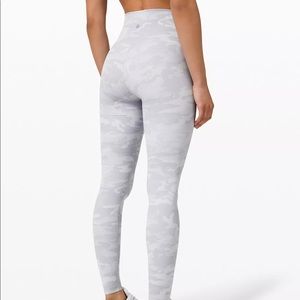 Wunder Under High-Rise Tight 28” Luxtreme